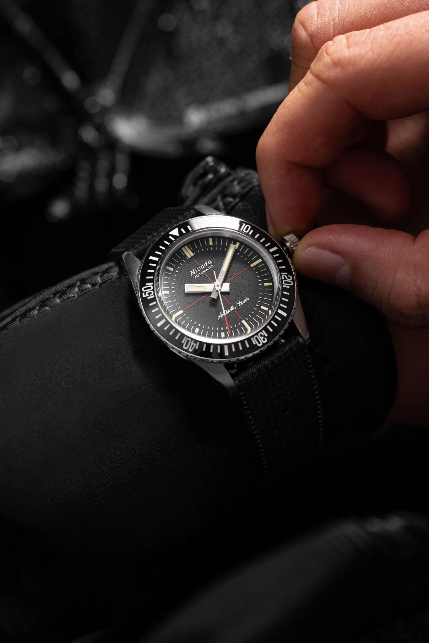 ANTARCTIC DIVER - 38mm - Image 13