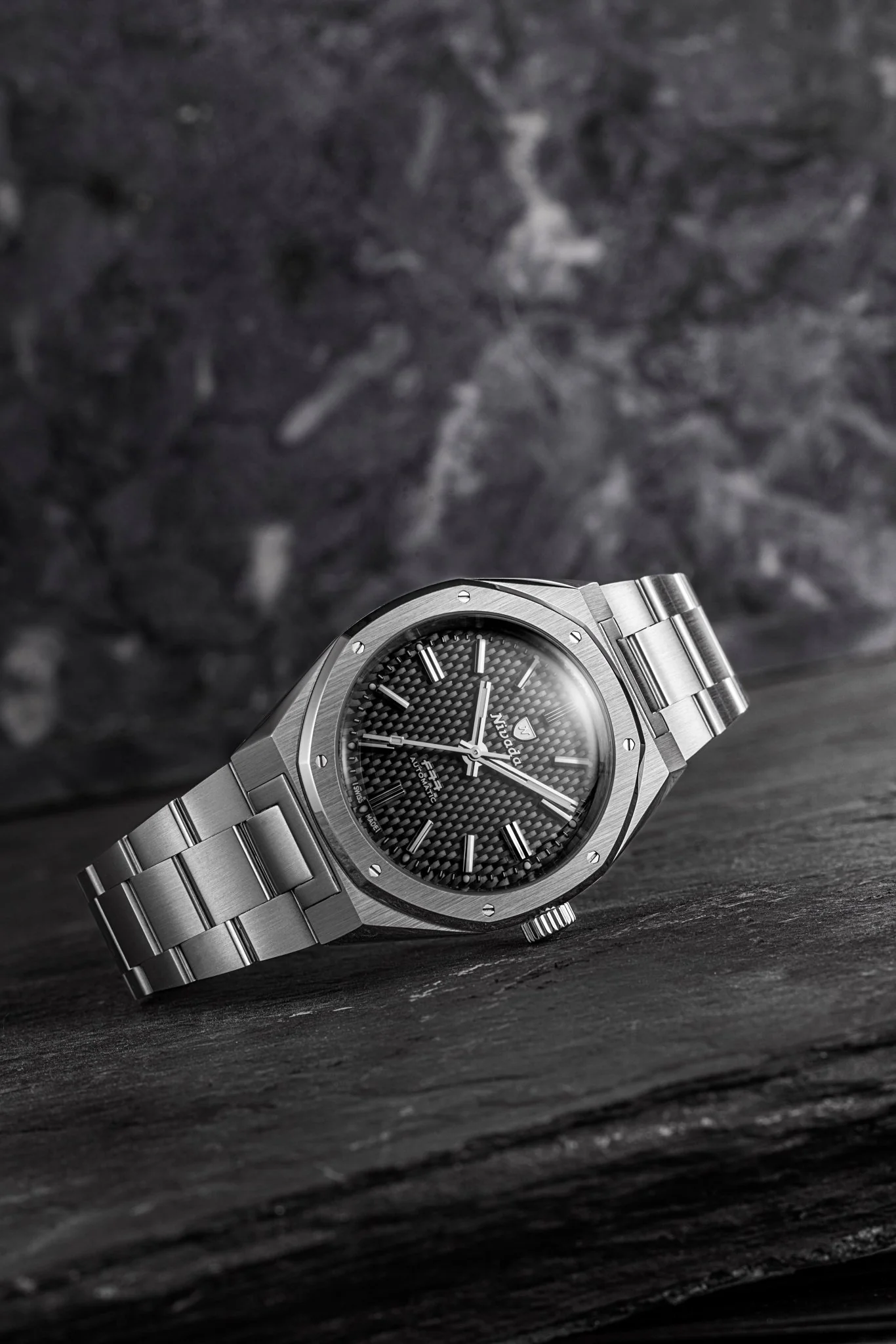 F77 SST BLACK WHITE LUME MK2 - 38MM - Image 15